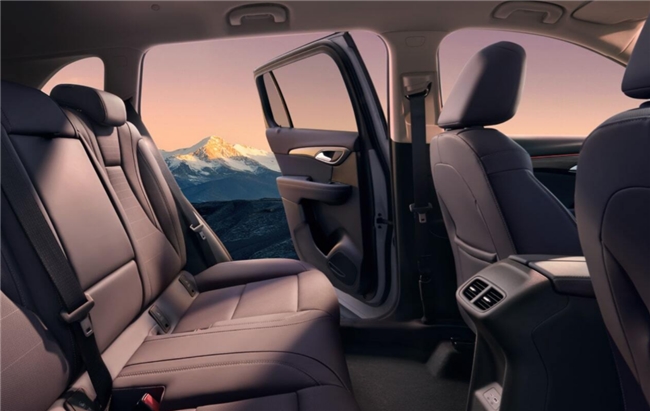 以内的油车选购攻略热门车型实力对决不朽情缘mg网址拒绝纠结!15万(图6) 以内的油车选购攻略热门车型实力对决不朽情缘mg网址拒绝纠结!15万(图6)